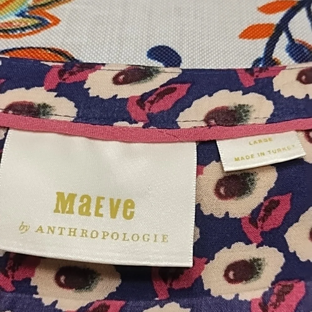 Anthropologie Lrg Top - Picture 2 of 6